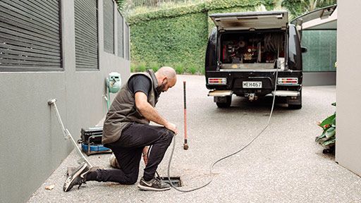 Kelston Drain & Sewer Plumbers: Fast